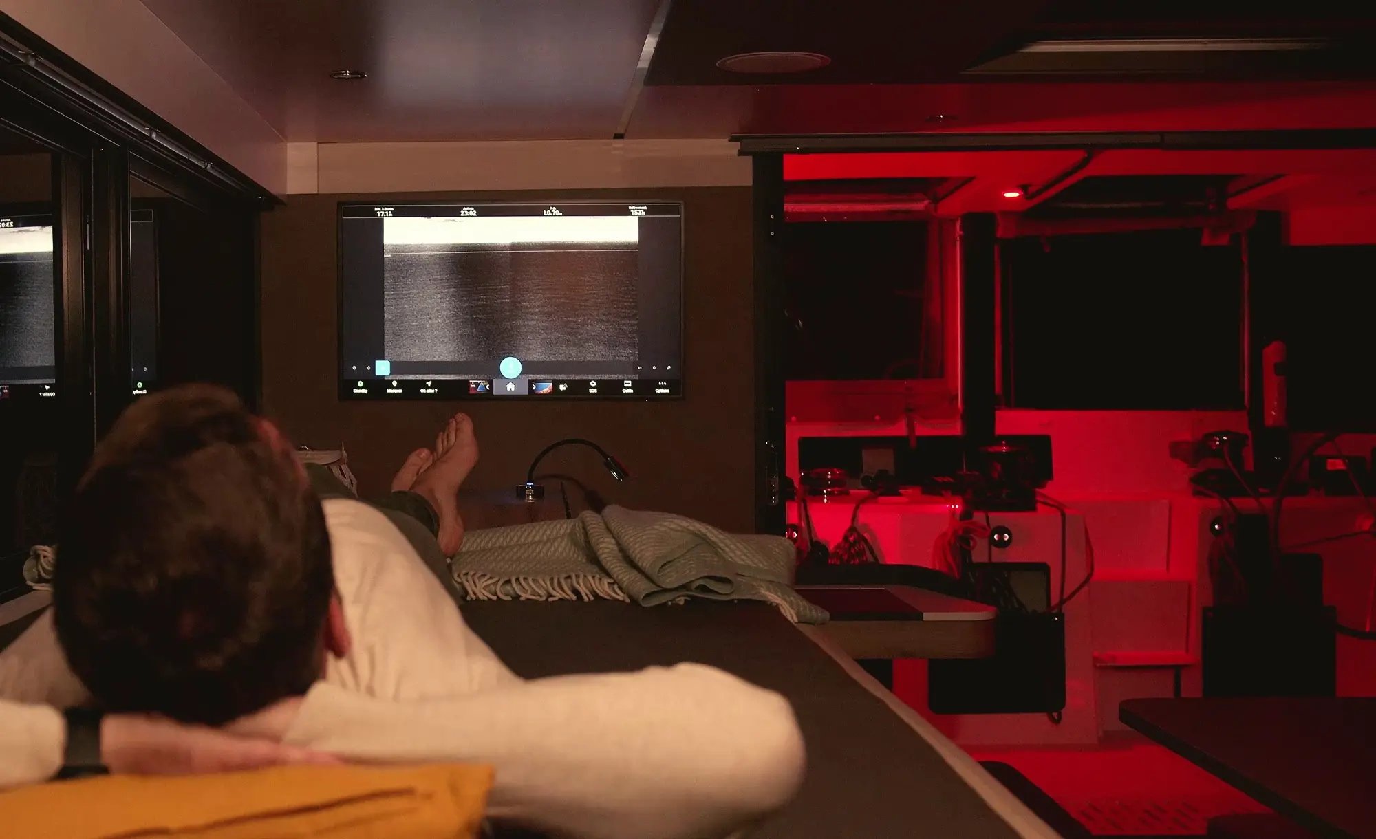 windelo 50 night cockpit 